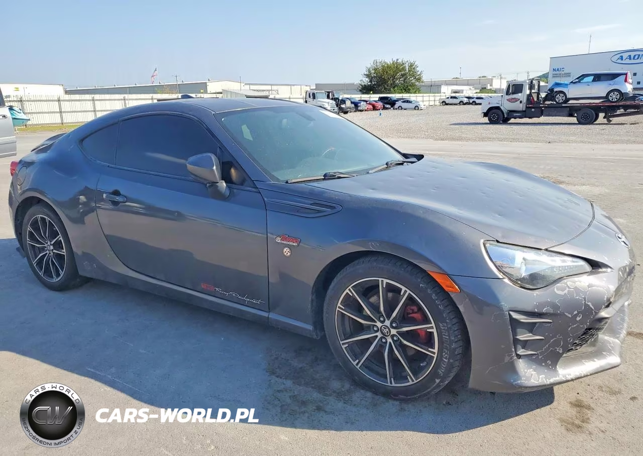 2020 Toyota 86 Base VIN:JF1ZNAA15L8753024 - 4