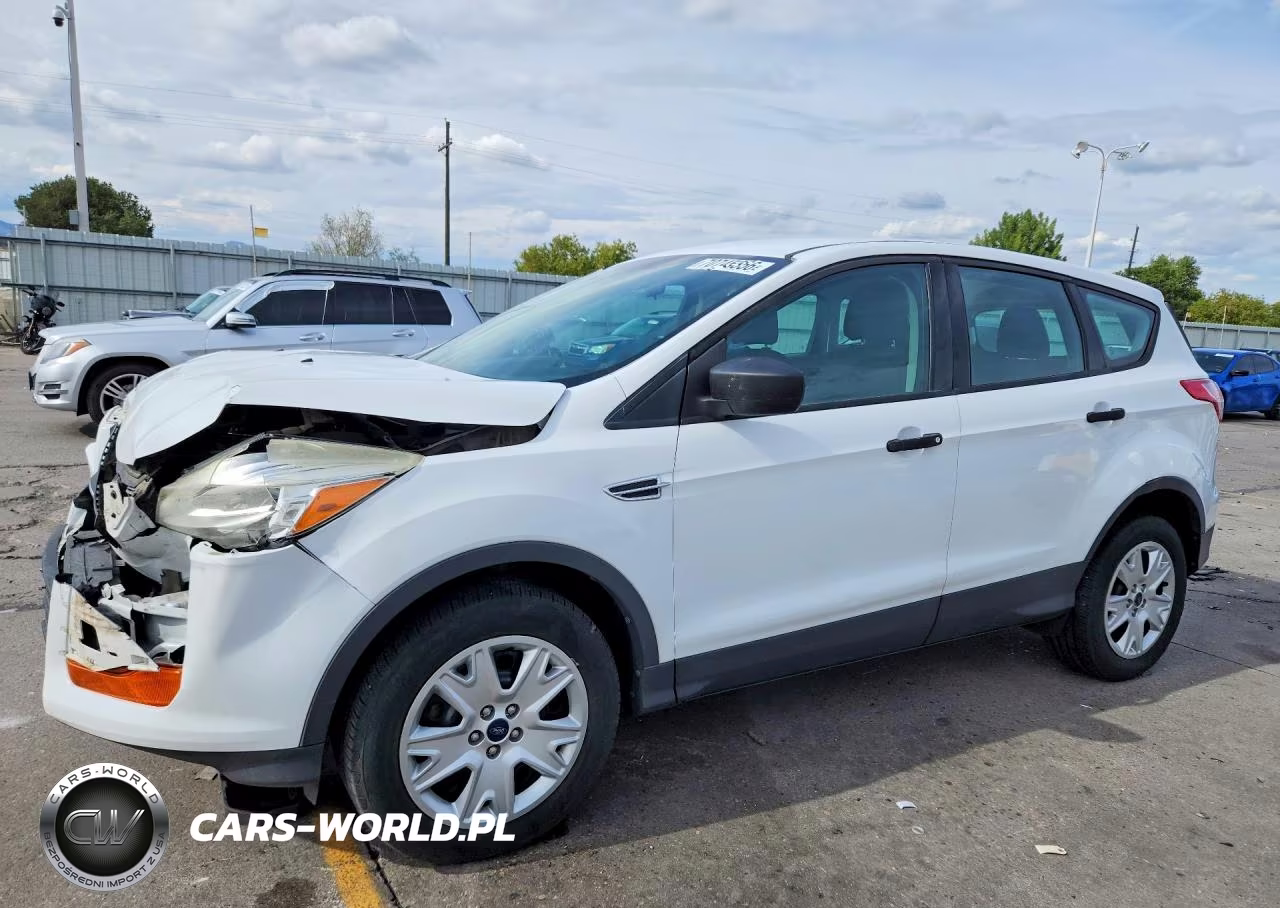 2013 Ford Escape S VIN:1FMCU0F75DUB55238 - 1