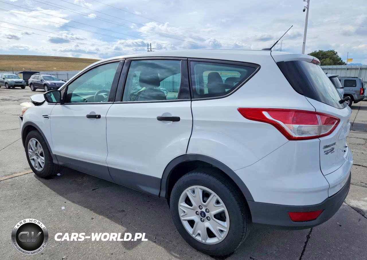 2013 Ford Escape S VIN:1FMCU0F75DUB55238 - 2