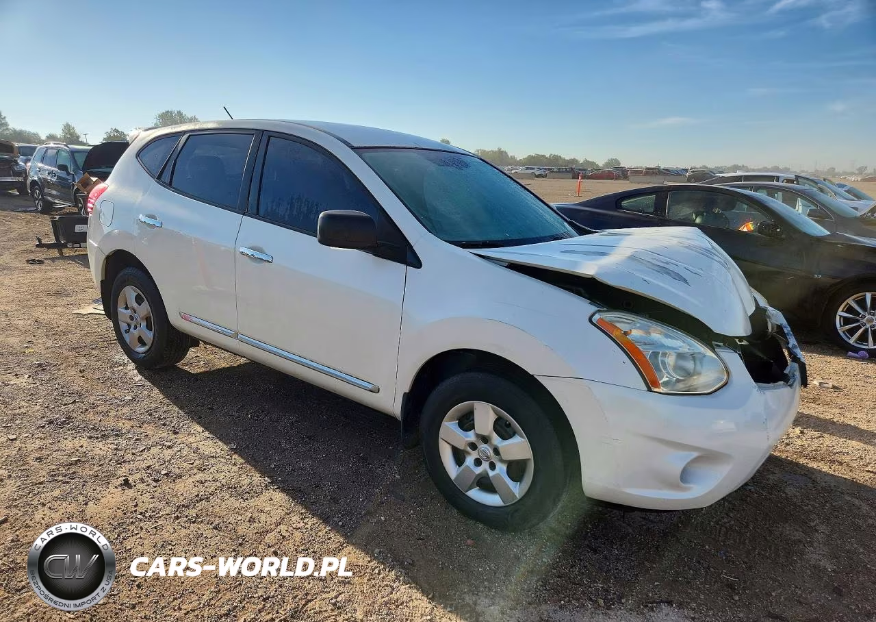 2013 Nissan Rogue S VIN:JN8AS5MV9DW647215 - 4