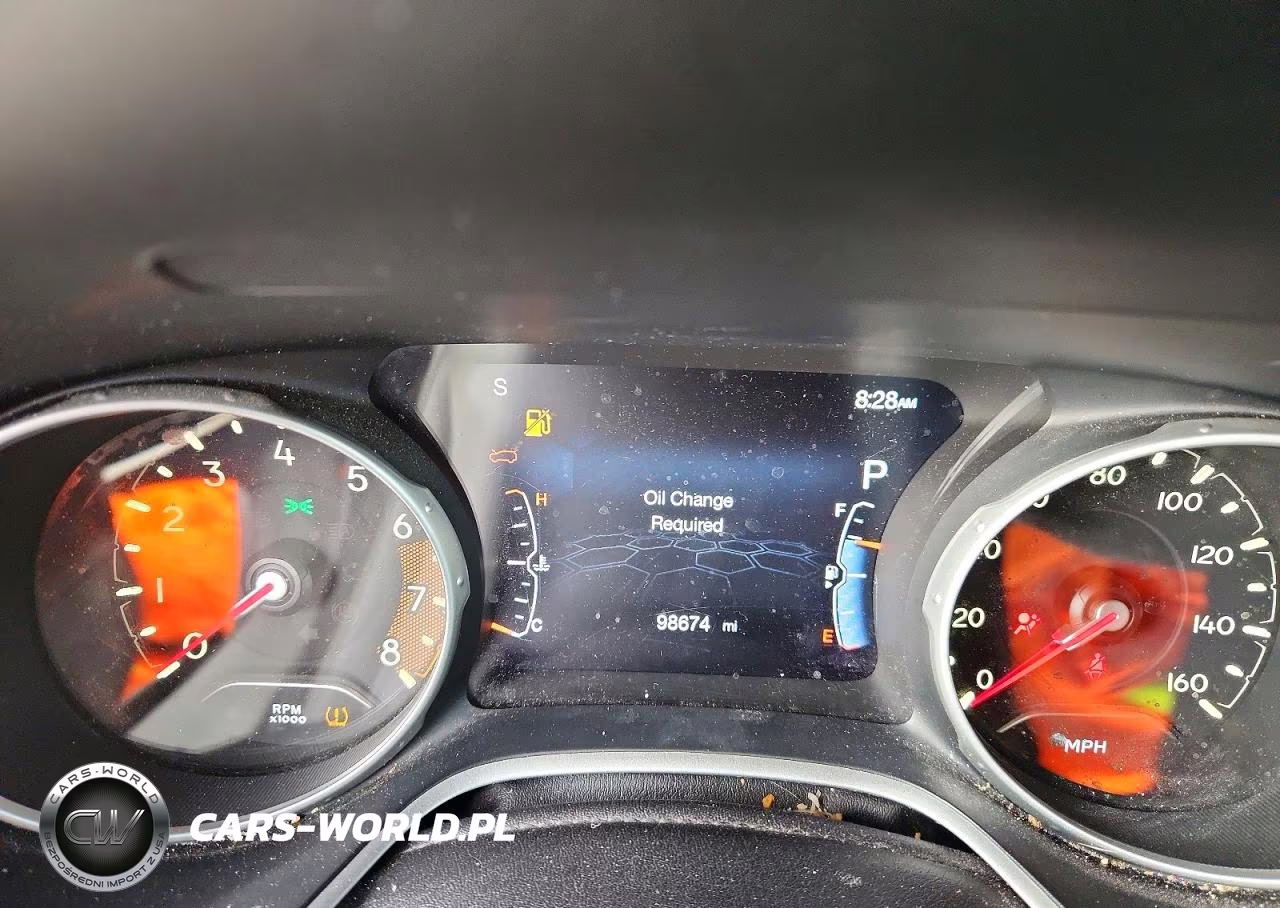 2018 Jeep Compass Limited VIN:3C4NJDCBXJT231600 - 9