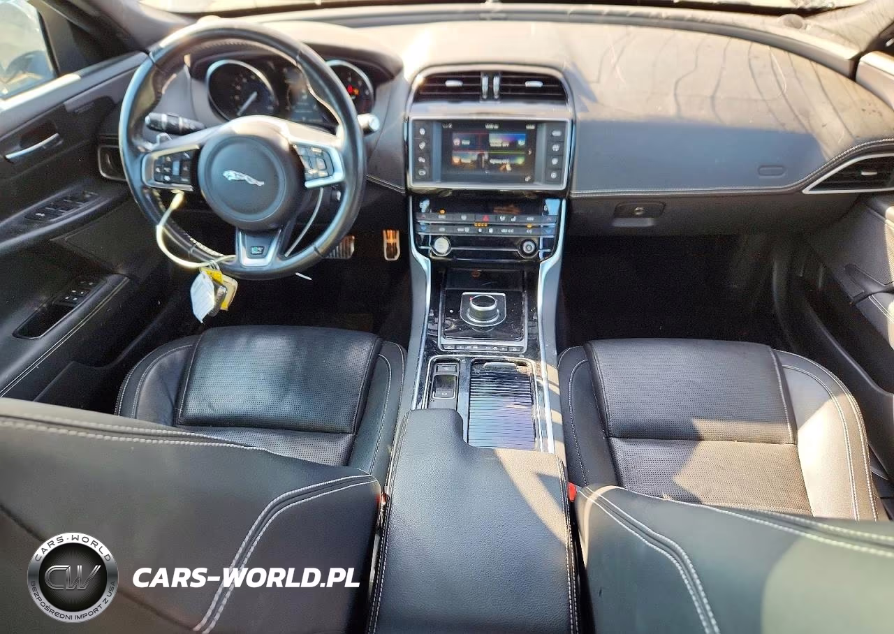 2018 Jaguar Xe R - Sport VIN:SAJAL4FX1JCP34851 - 8