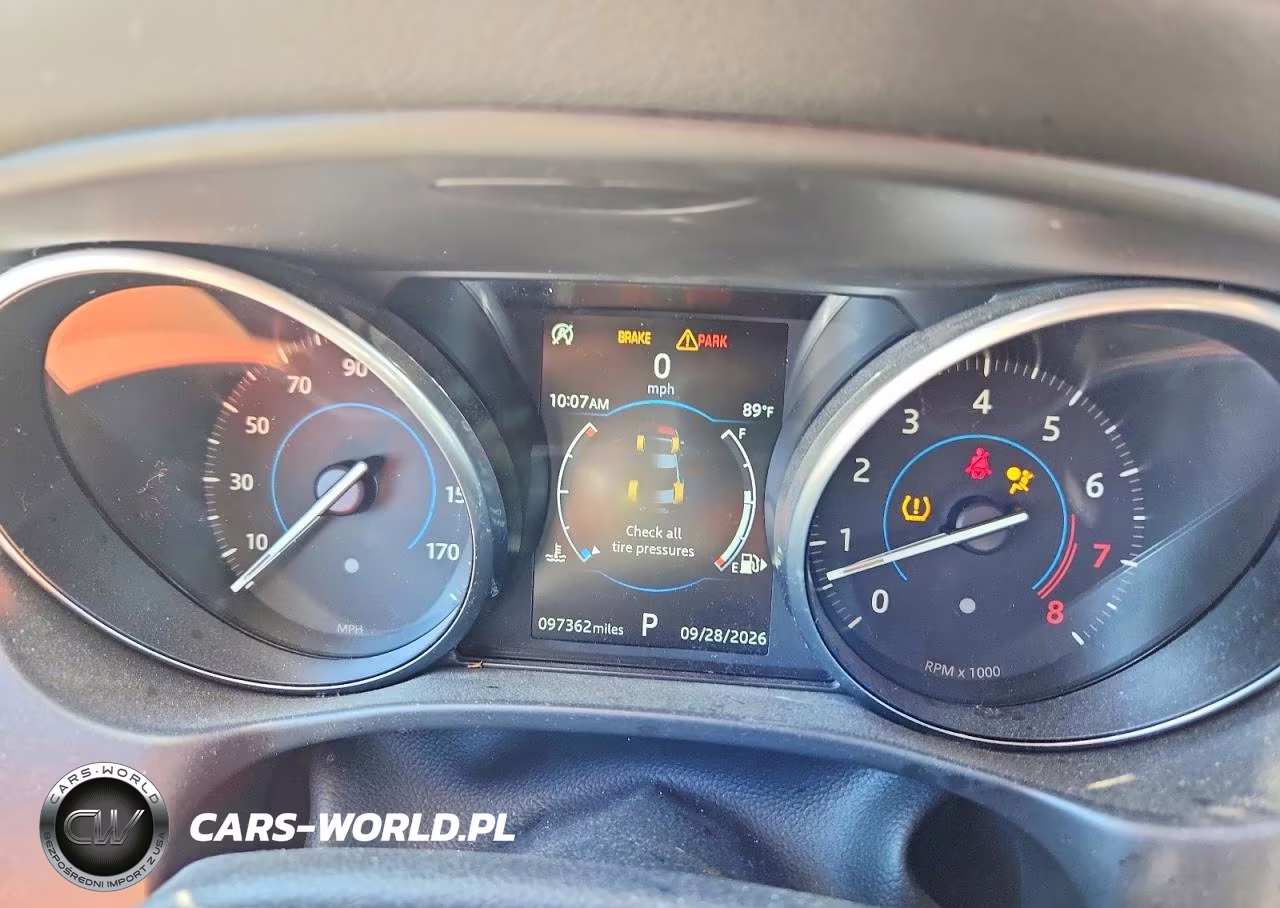 2018 Jaguar Xe R - Sport VIN:SAJAL4FX1JCP34851 - 9
