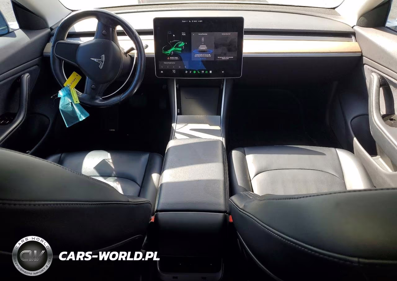 2018 Tesla Model 3 VIN:5YJ3E1EAXJF011001 - 8