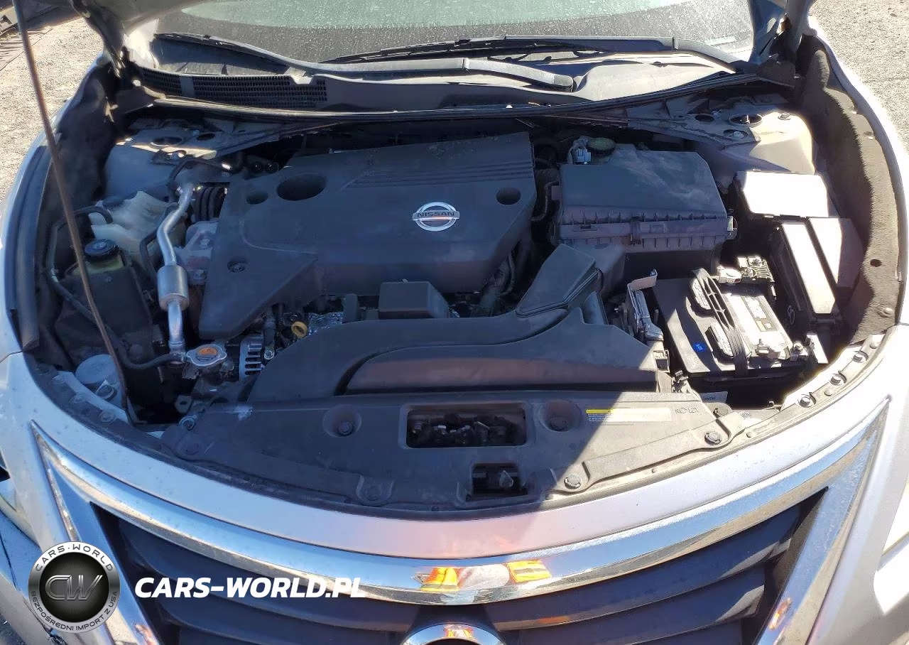 2015 Nissan Altima 2.5 S VIN:1N4AL3AP4FN870845 - 11