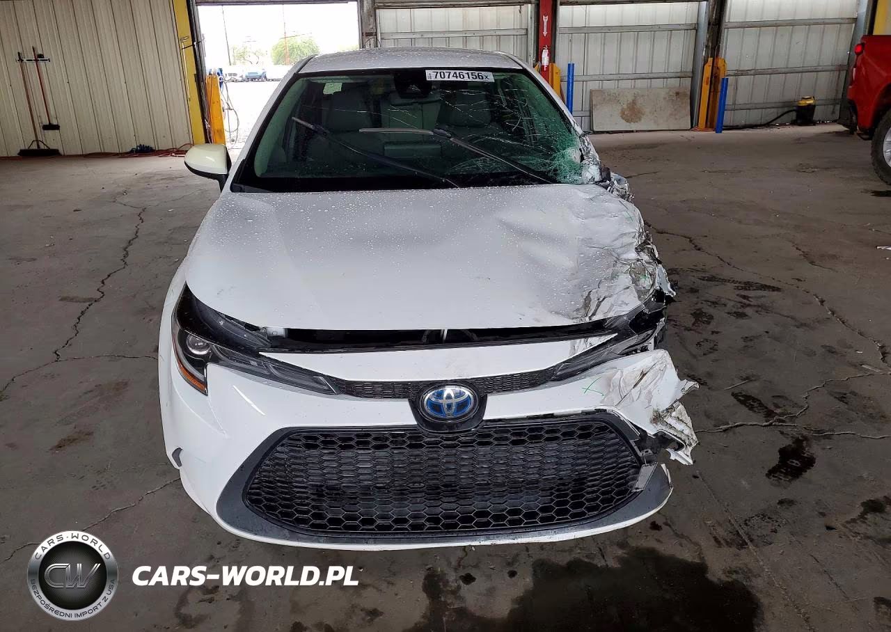 2022 Toyota Corolla Le VIN:JTDEAMDE7N3011664 - 5