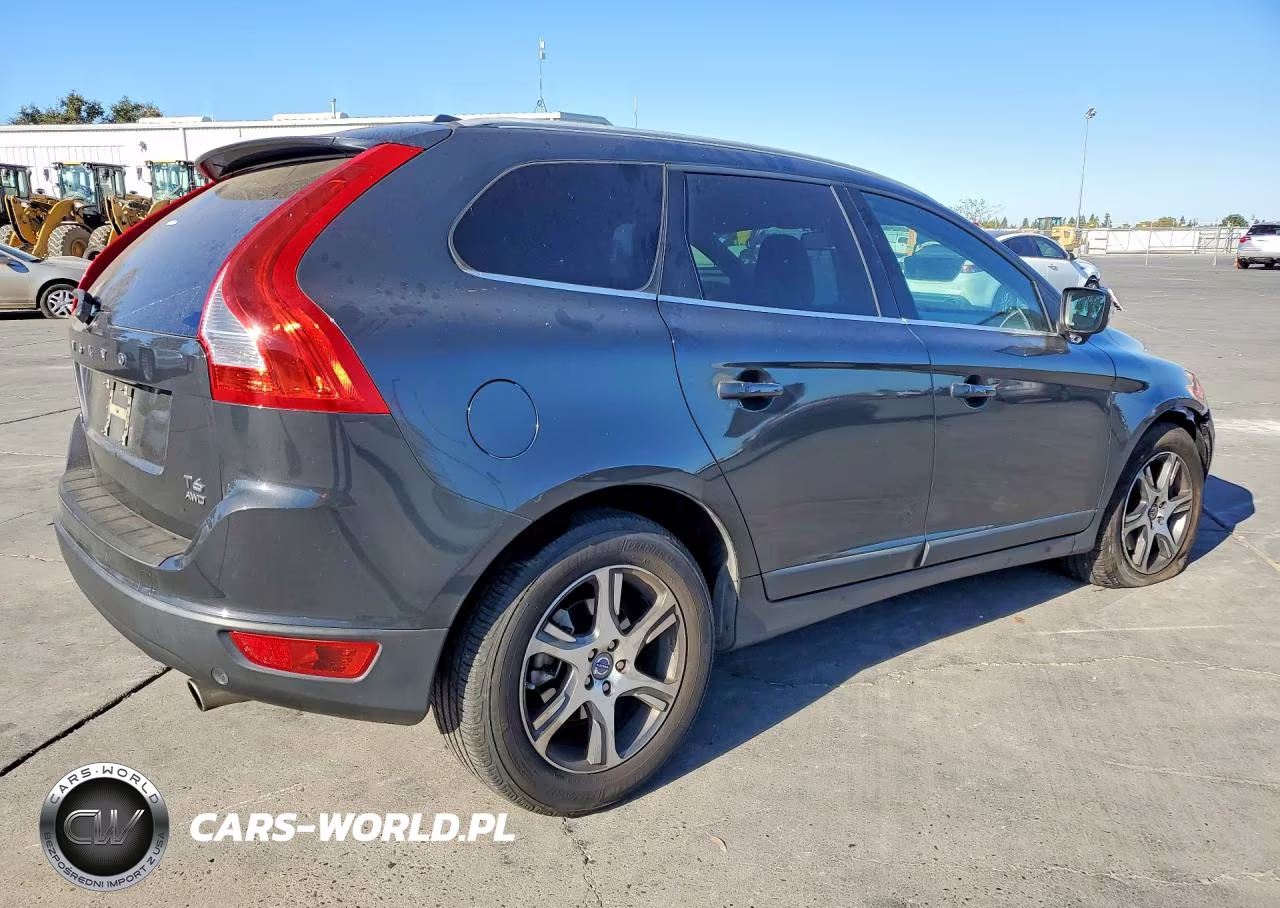 2013 Volvo Xc60 T6 VIN:YV4902DZXD2415393 - 3