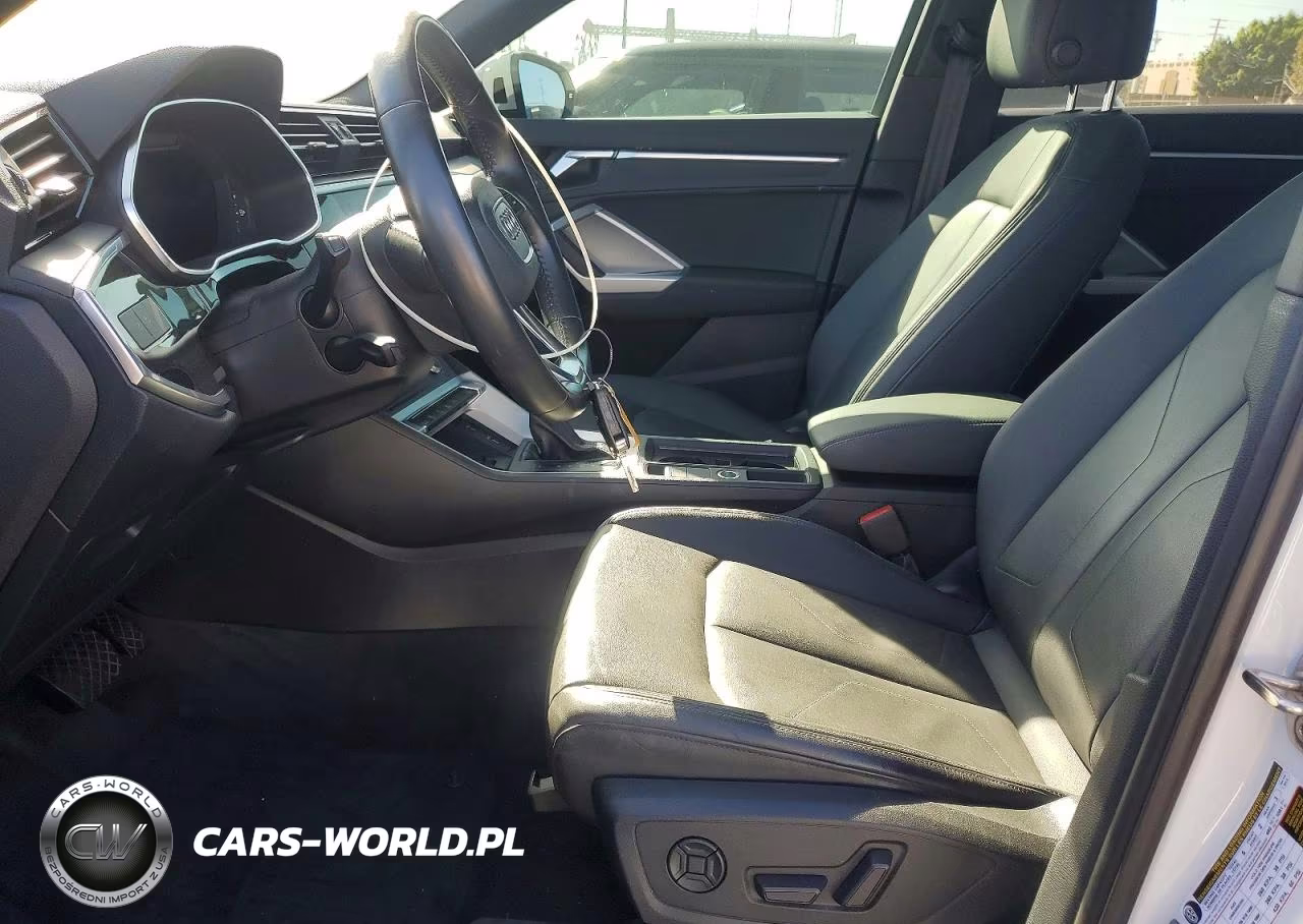 2020 Audi Q3 Premium Plus VIN:WA1BECF39L1067329 - 7