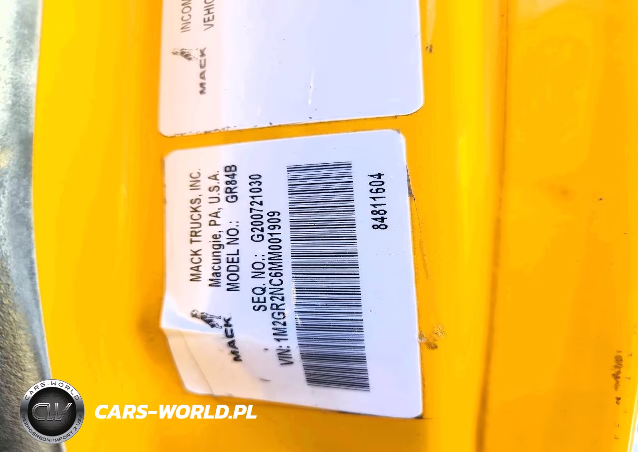 2021 Mack Granite Ready Mix Truck VIN:1M2GR2NC6MM001909 - 11