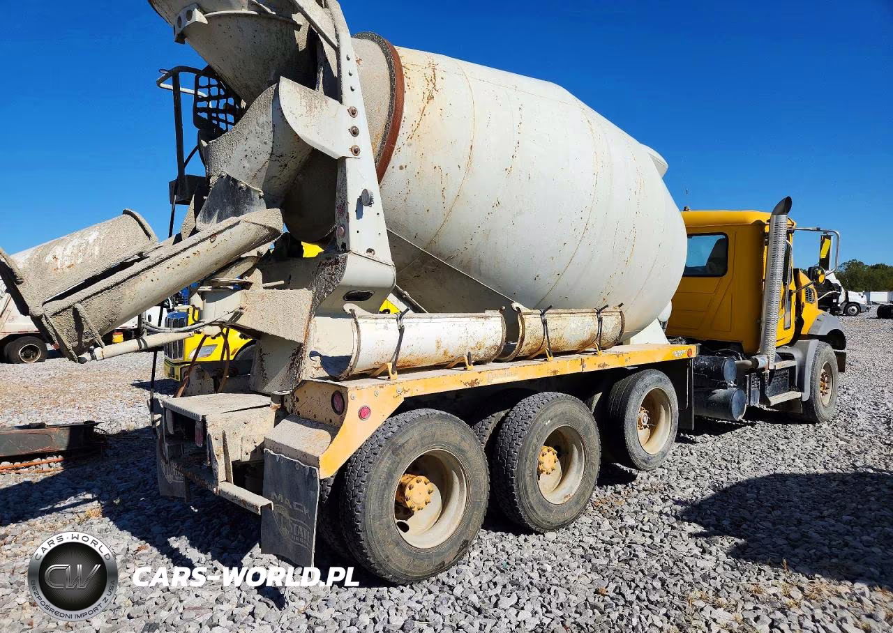 2021 Mack Granite Ready Mix Truck VIN:1M2GR2NC6MM001909 - 3