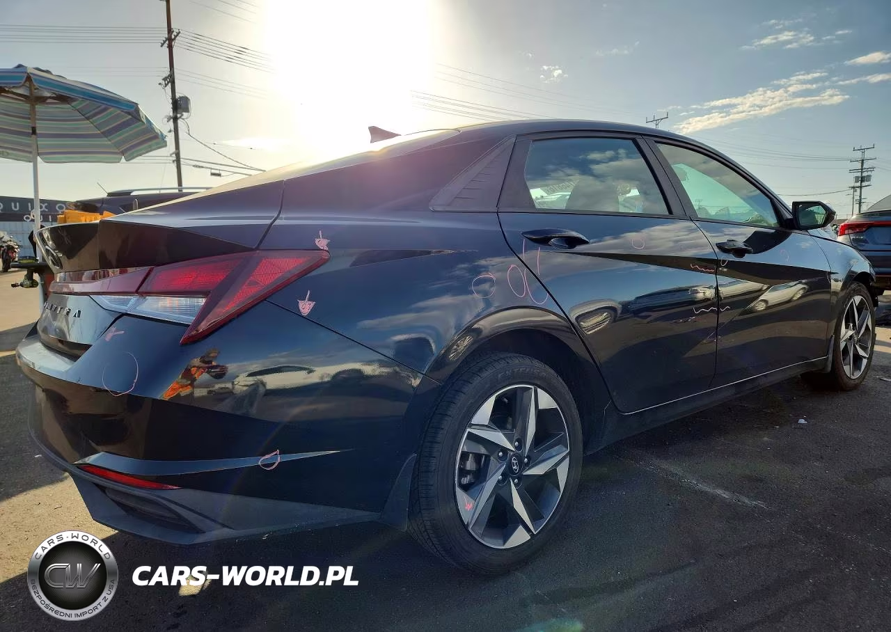 2023 Hyundai Elantra Sel VIN:5NPLS4AG4PH119113 - 3