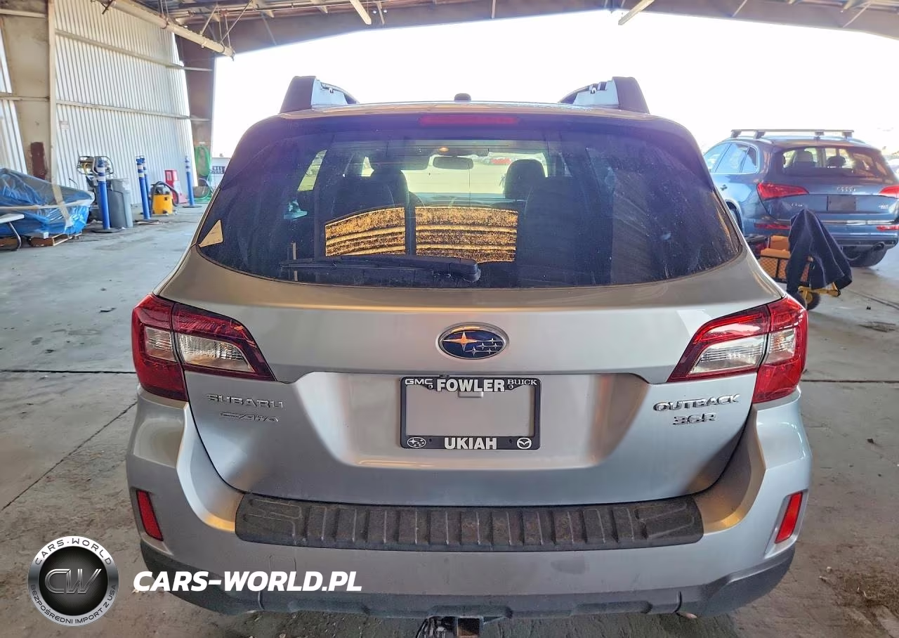 2015 Subaru Outback 3.6R Limited VIN:4S4BSENC8F3233923 - 6