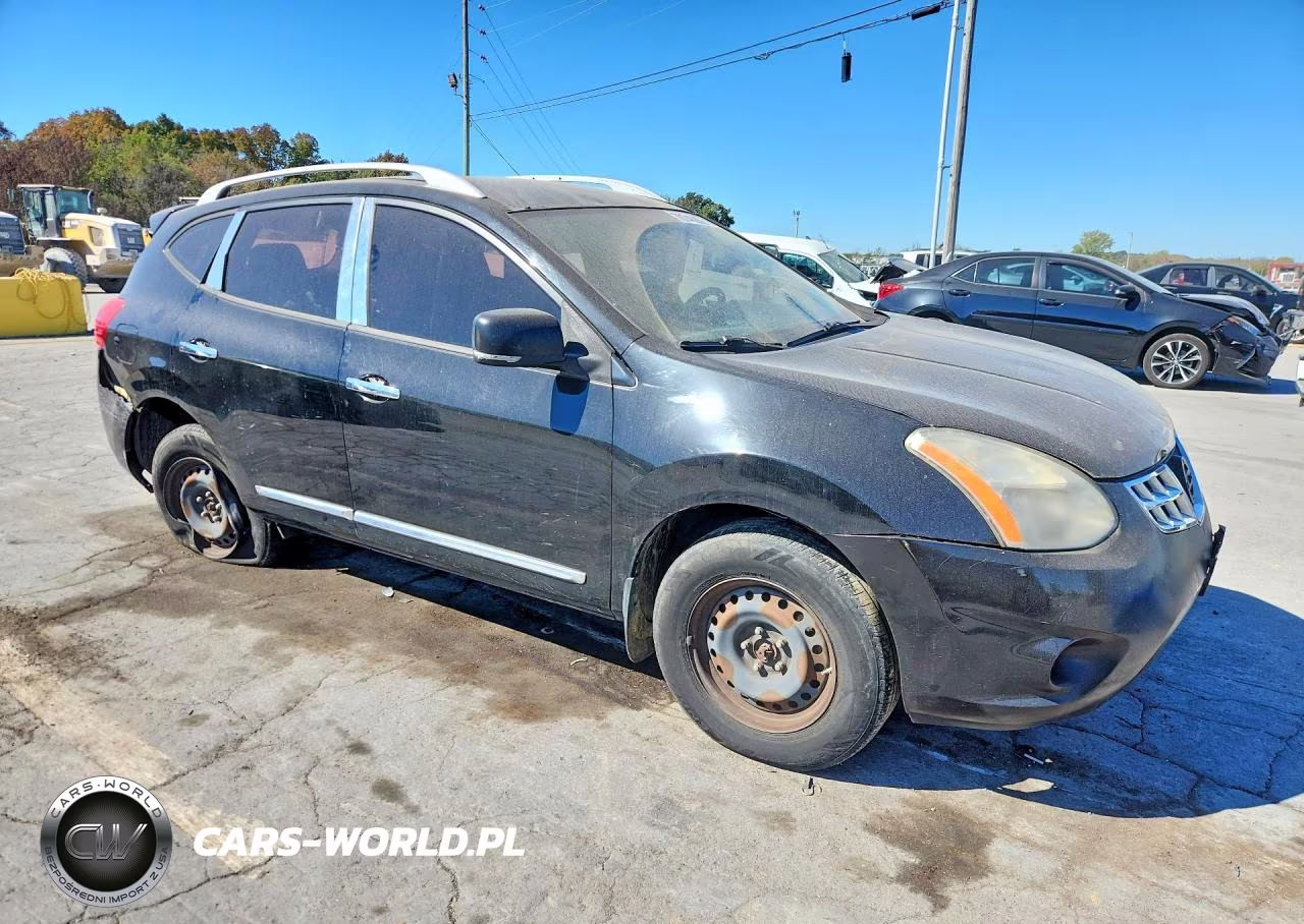 2011 Nissan Rogue S VIN:JN8AS5MV2BW660563 - 4