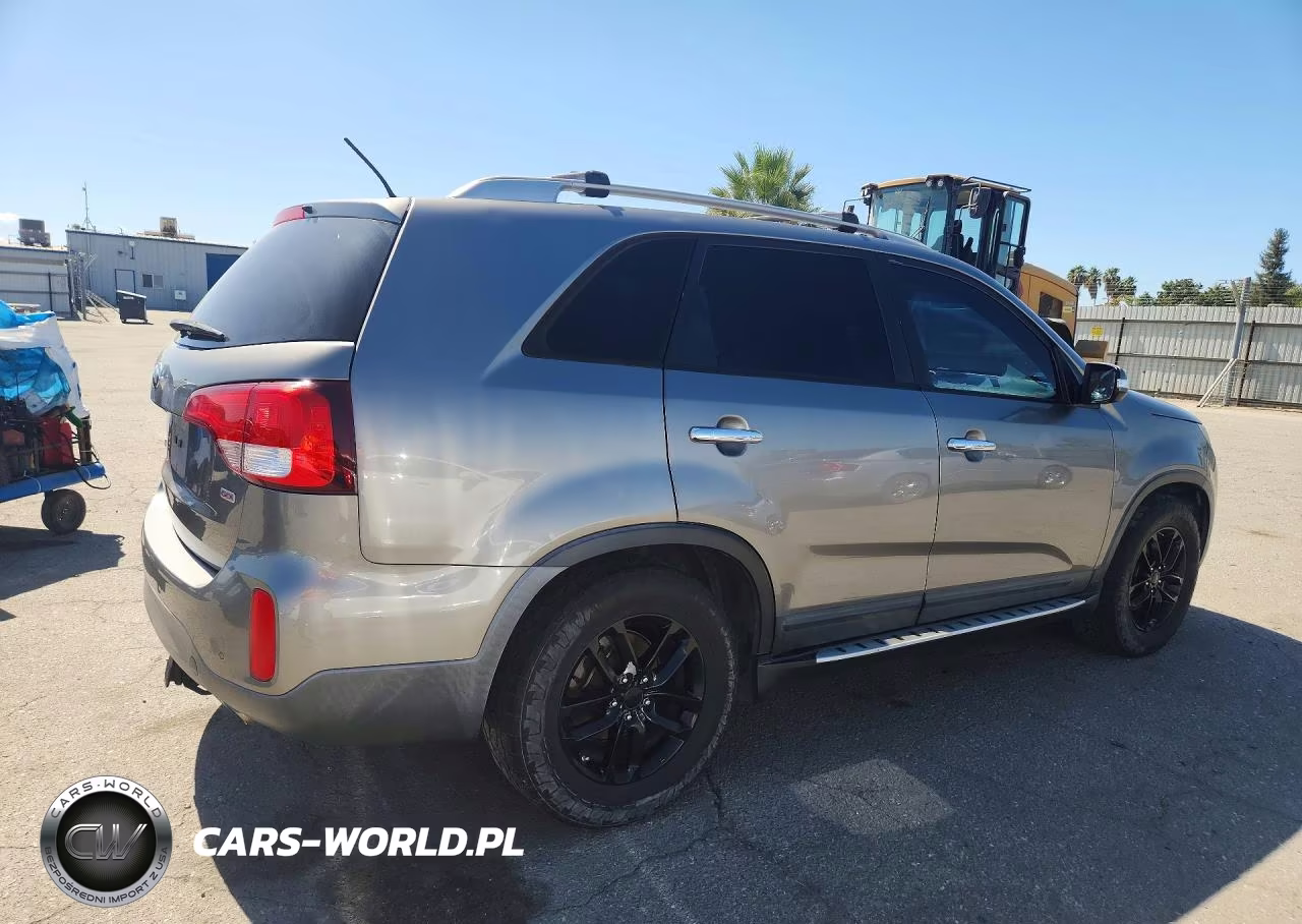 2014 Kia Sorento Lx VIN:5XYKT4A78EG514313 - 3