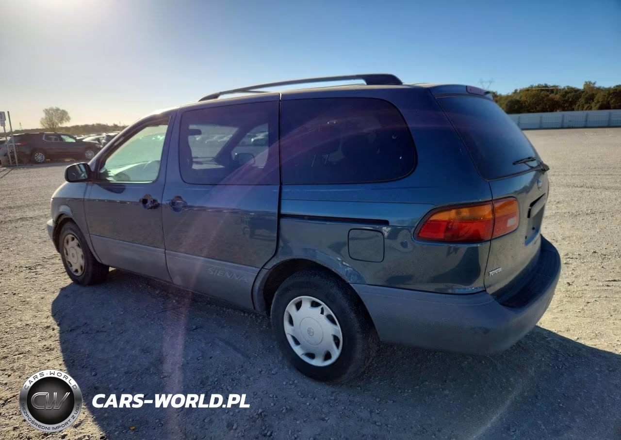 2000 Toyota Sienna Le VIN:4T3ZF13C2YU186679 - 2