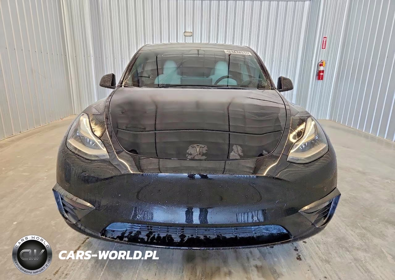 2022 Tesla Model Y VIN:7SAYGDEF3NF509899 - 5