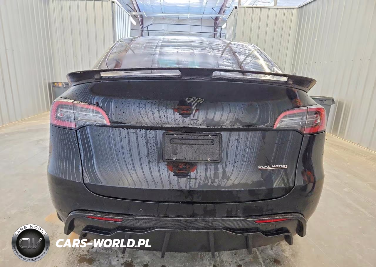 2022 Tesla Model Y VIN:7SAYGDEF3NF509899 - 6