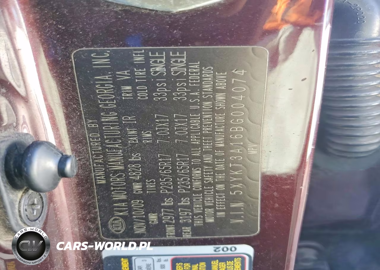 2011 Kia Sorento Lx VIN:5XYKT3A16BG004074 - 12