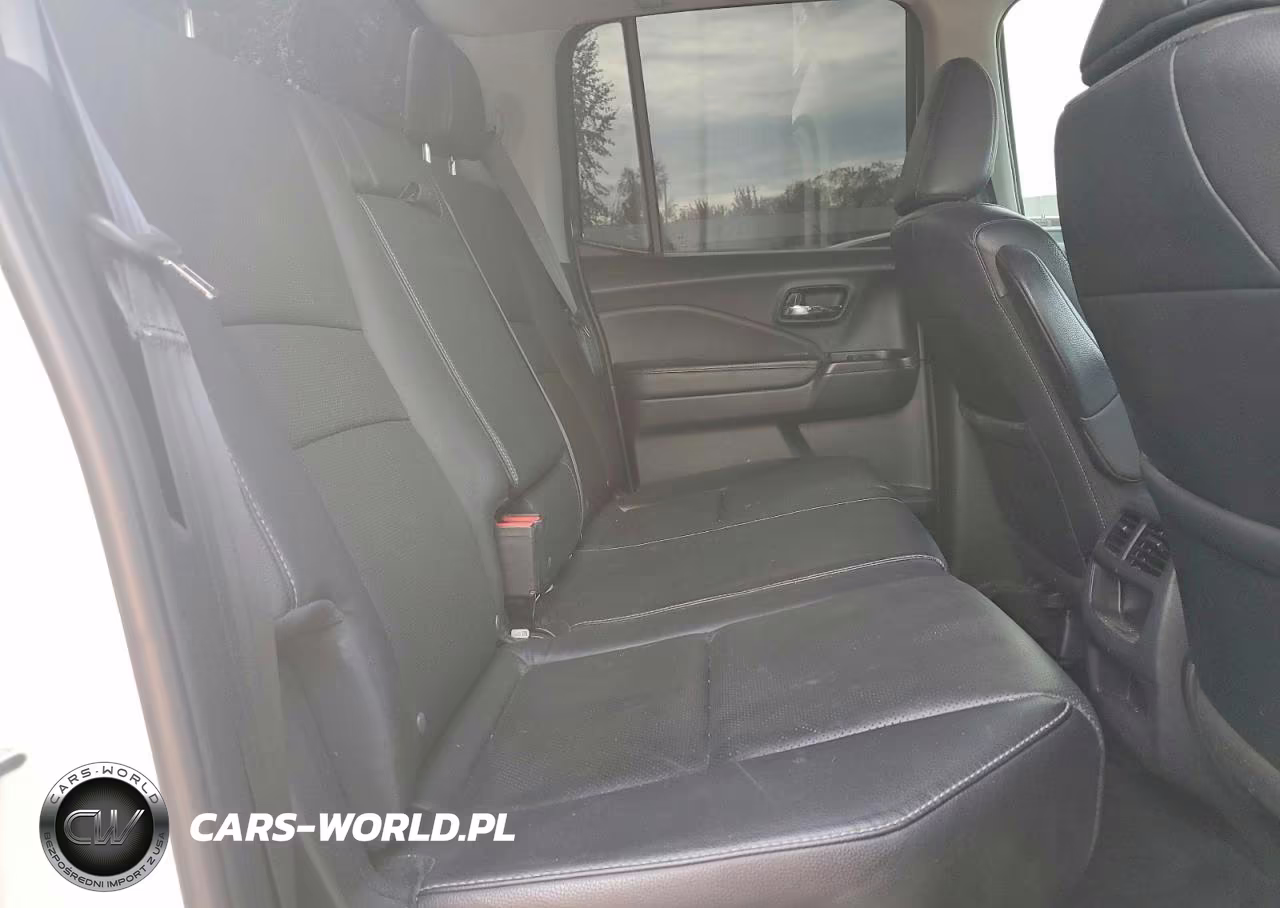 2017 Honda Ridgeline Rtl VIN:5FPYK2F52HB010853 - 10