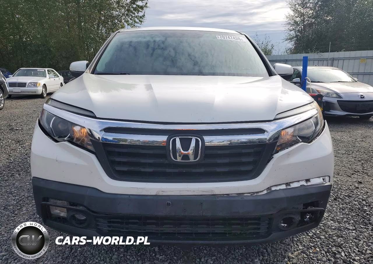 2017 Honda Ridgeline Rtl VIN:5FPYK2F52HB010853 - 5