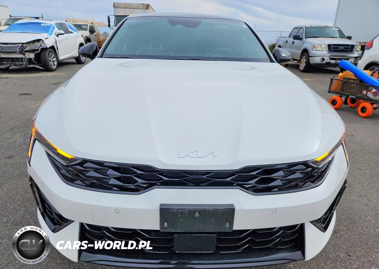 2025 Kia K5 Gt Line VIN:KNAG64J7XS5274423 - 5