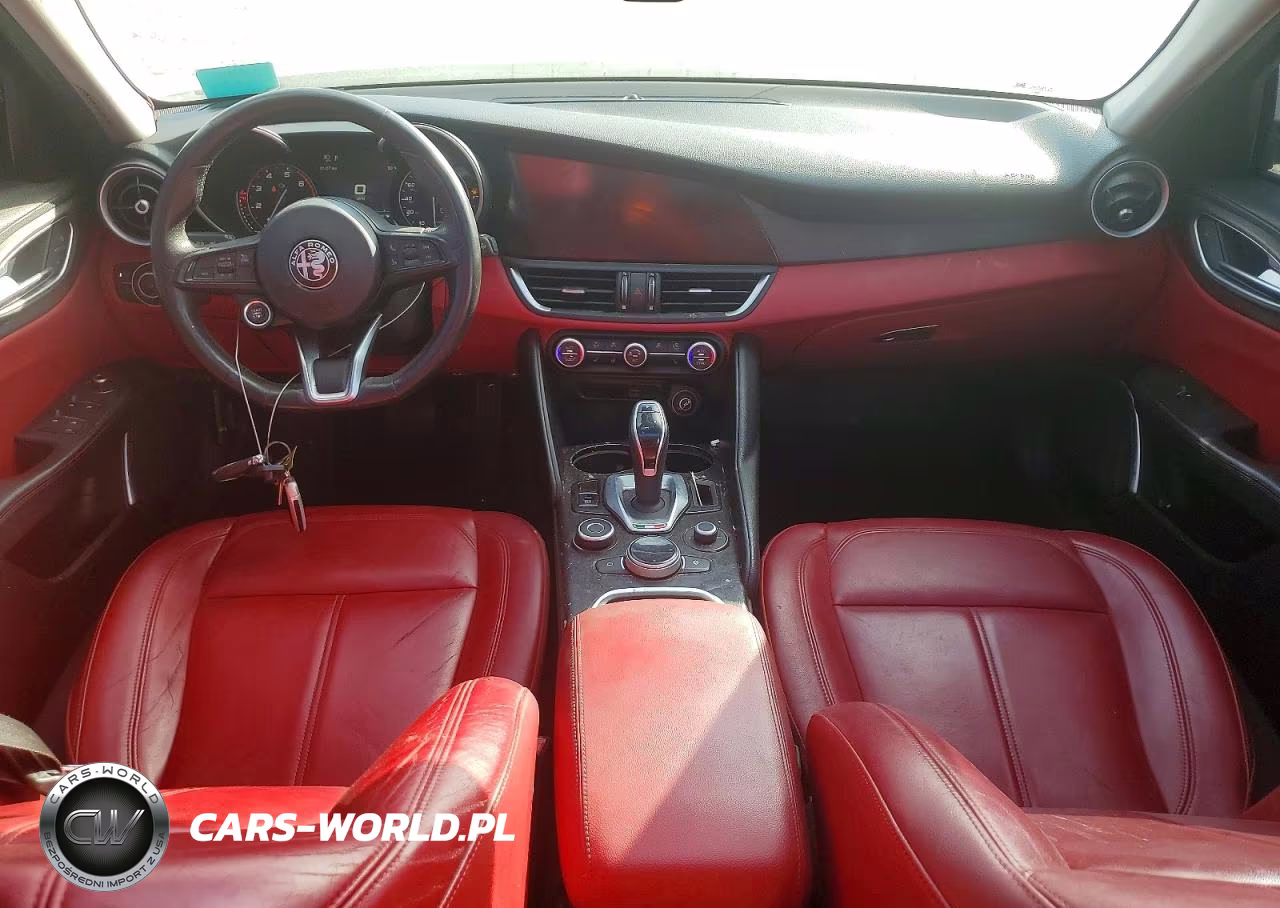 2020 Alfa Romeo Giulia Ti VIN:ZARFAMBN9L7631063 - 8