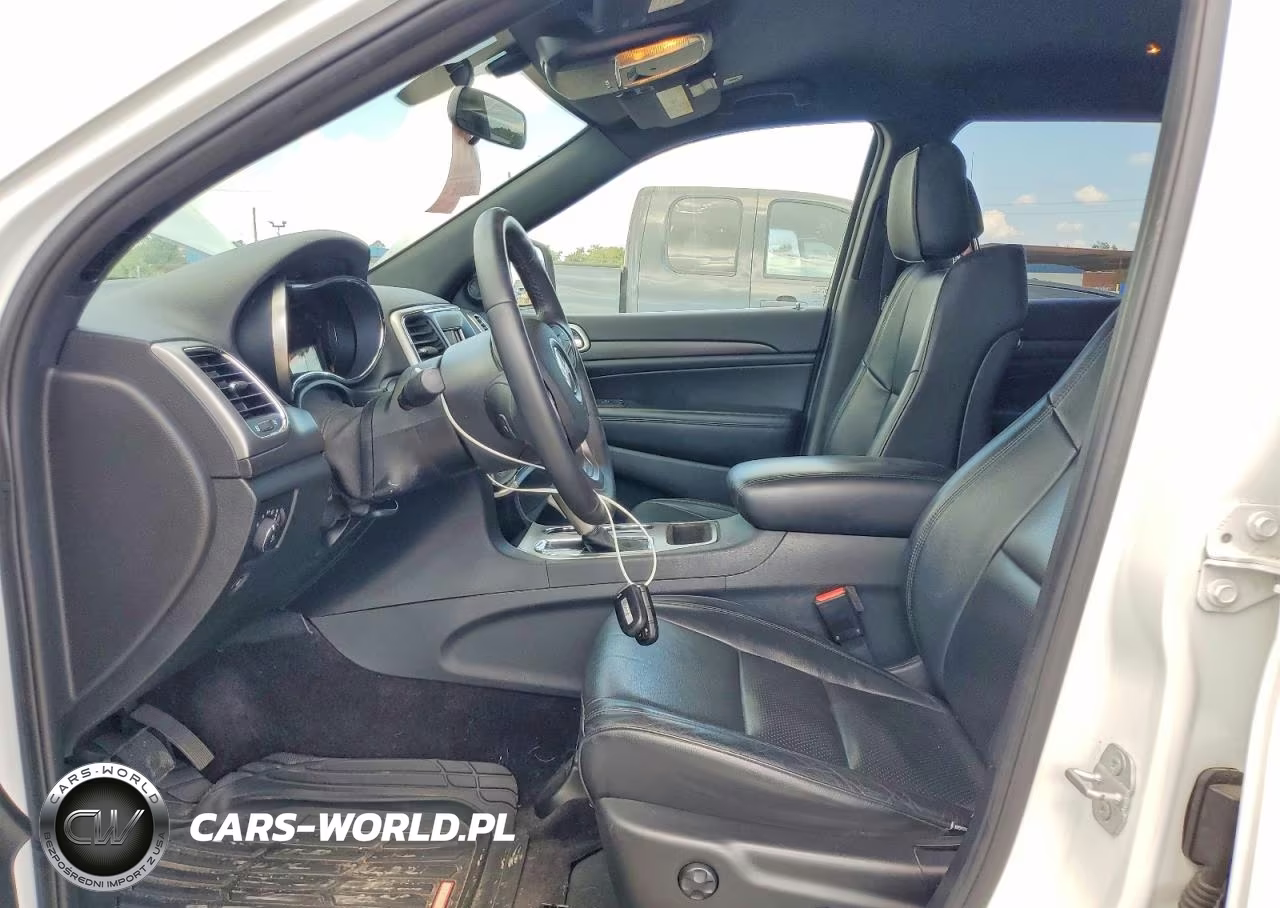 2018 Jeep Grand Cherokee Laredo VIN:1C4RJEAG7JC455540 - 7