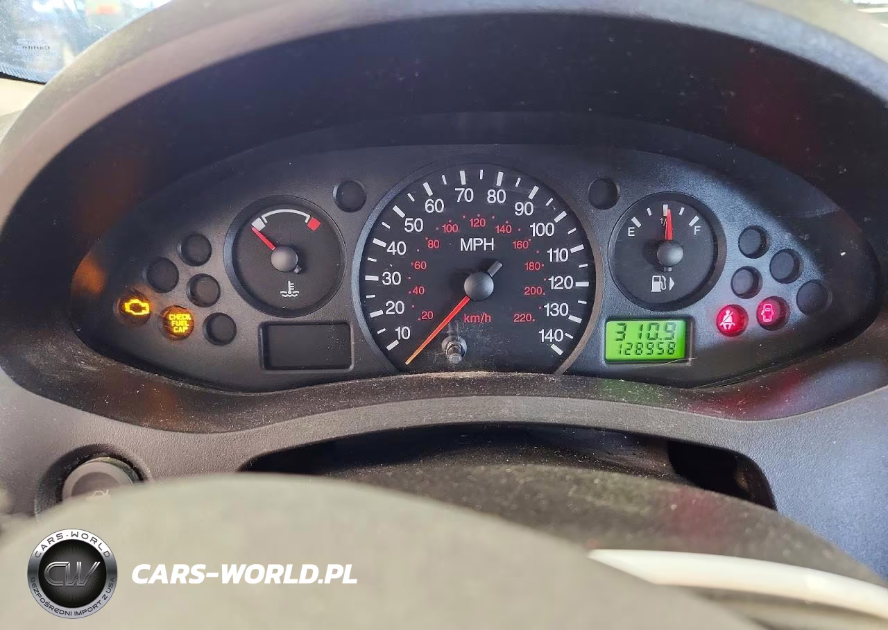 2007 Ford Focus Zx4 VIN:1FAFP34N37W233736 - 9
