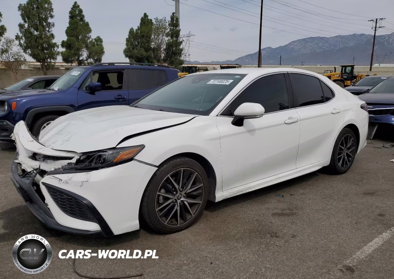 2021 Toyota Camry Se