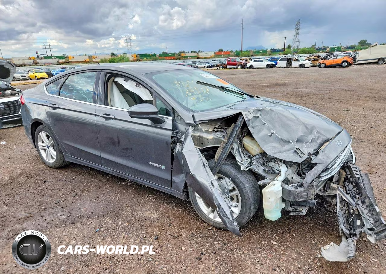 2018 Ford Fusion Se Hybrid VIN:3FA6P0LU5JR181205 - 4