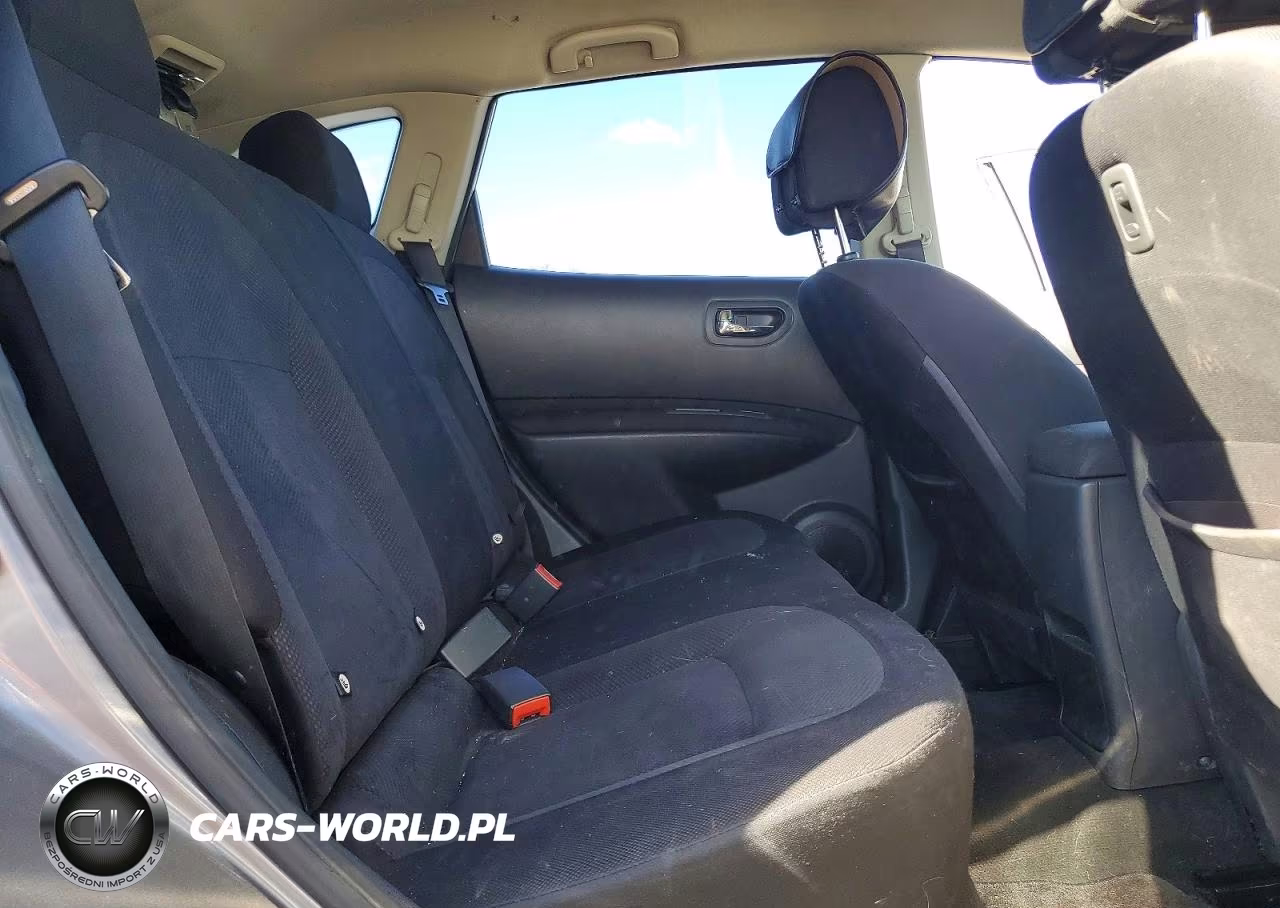 2015 Nissan Rogue Select S VIN:JN8AS5MT4FW165155 - 11