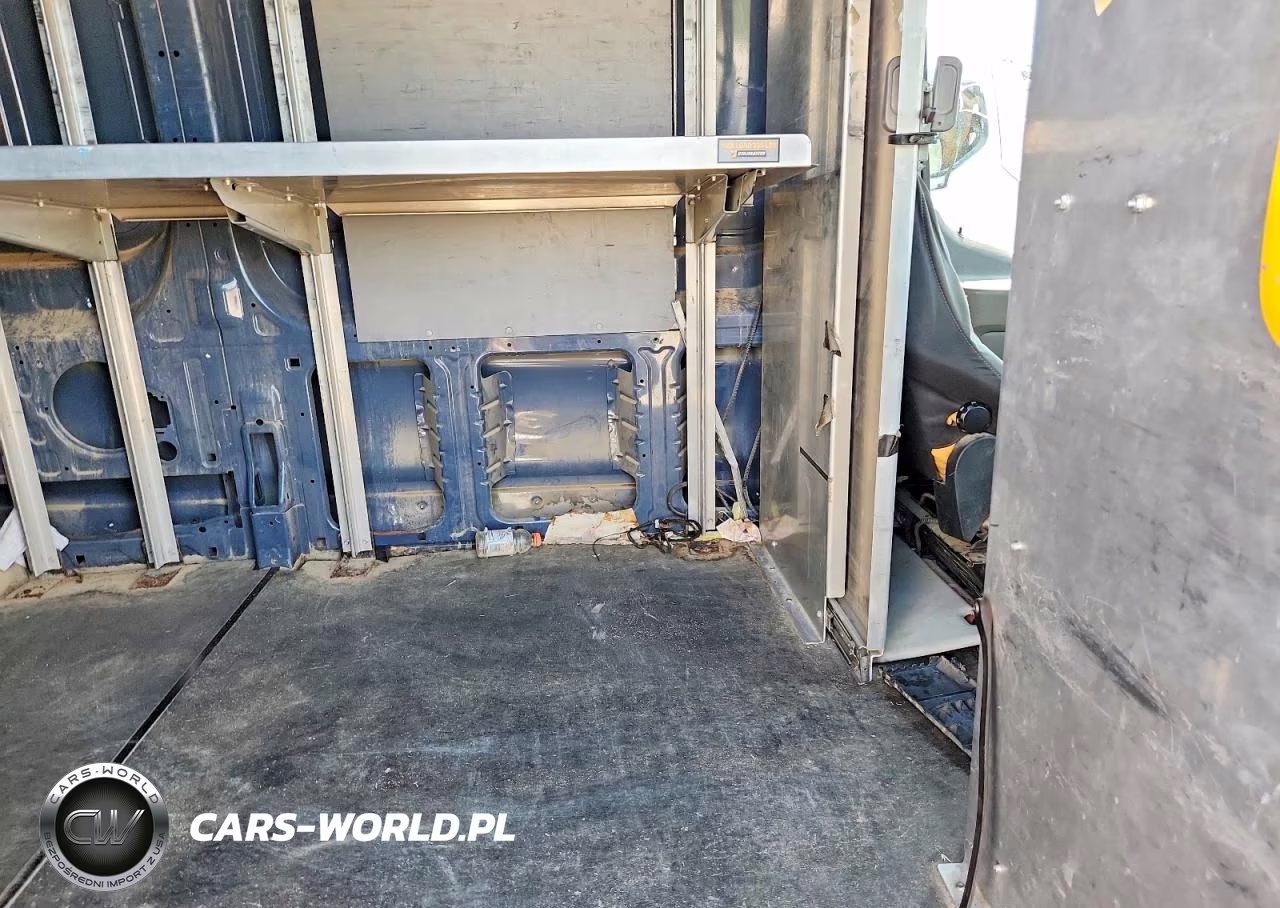 2020 Ford Transit 250 Delivery Van VIN:1FTBR3X81LKA18365 - 11