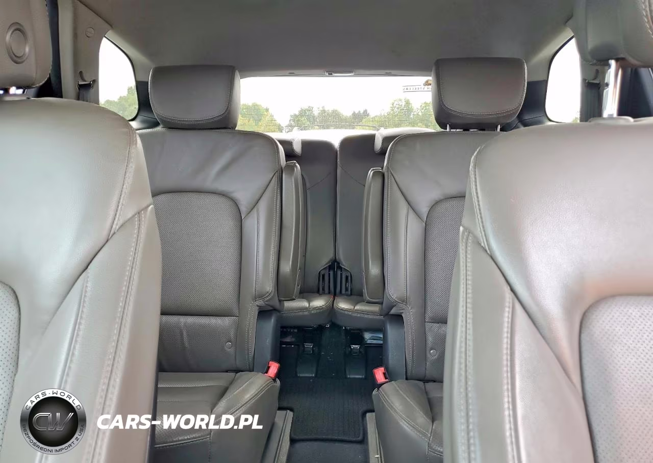 2016 Hyundai Santa Fe Limited VIN:KM8SNDHFXGU140517 - 10