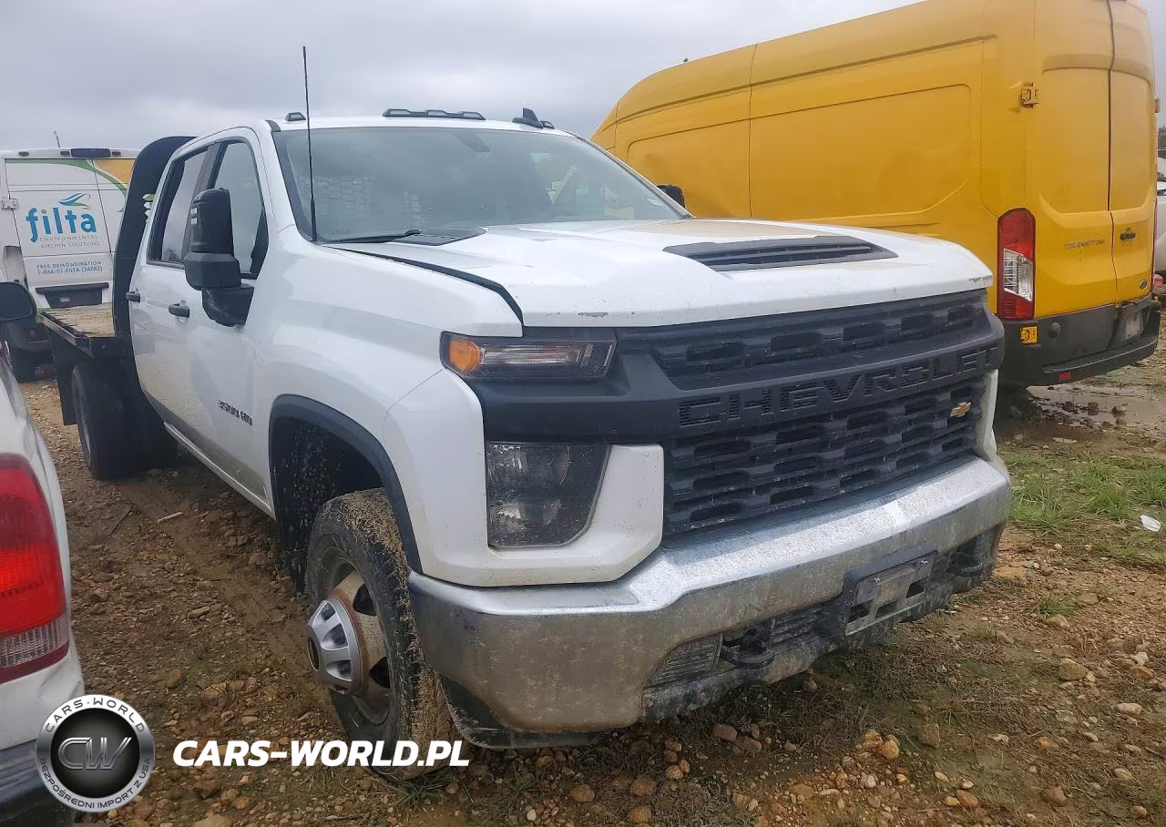 2023 Chevrolet Silverado C3500 VIN:1GB4WRE71PF165576 - 4