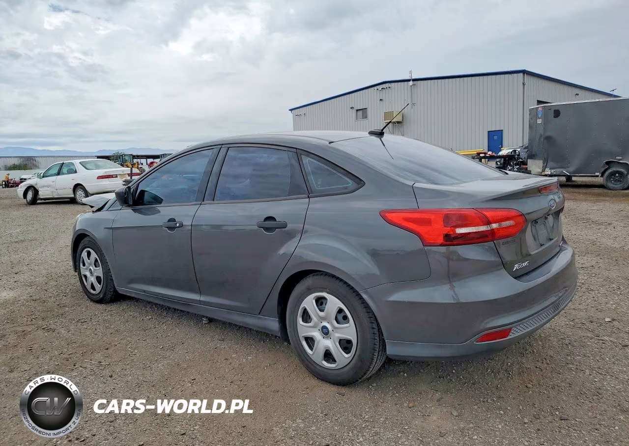 2016 Ford Focus S VIN:1FADP3E25GL369136 - 2