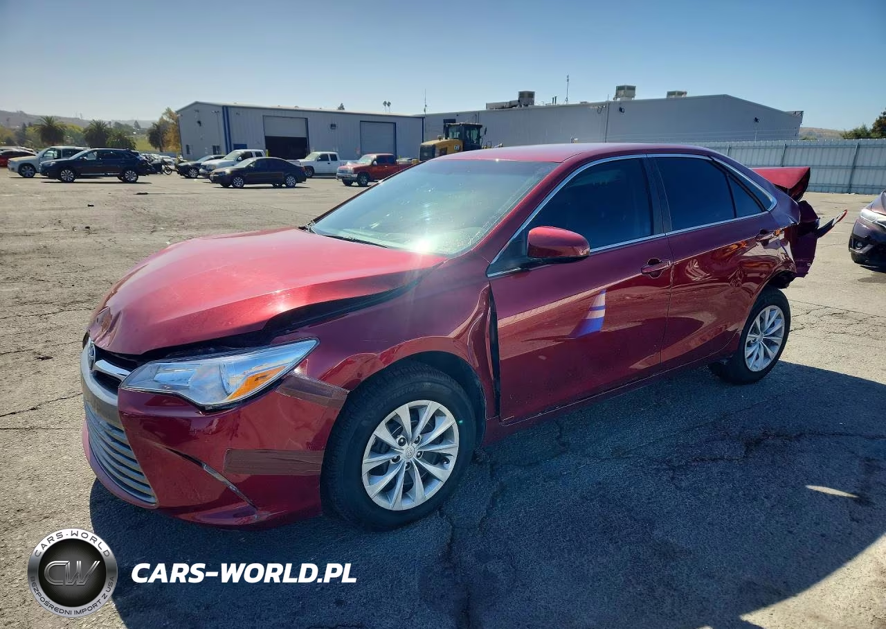 2016 Toyota Camry Le