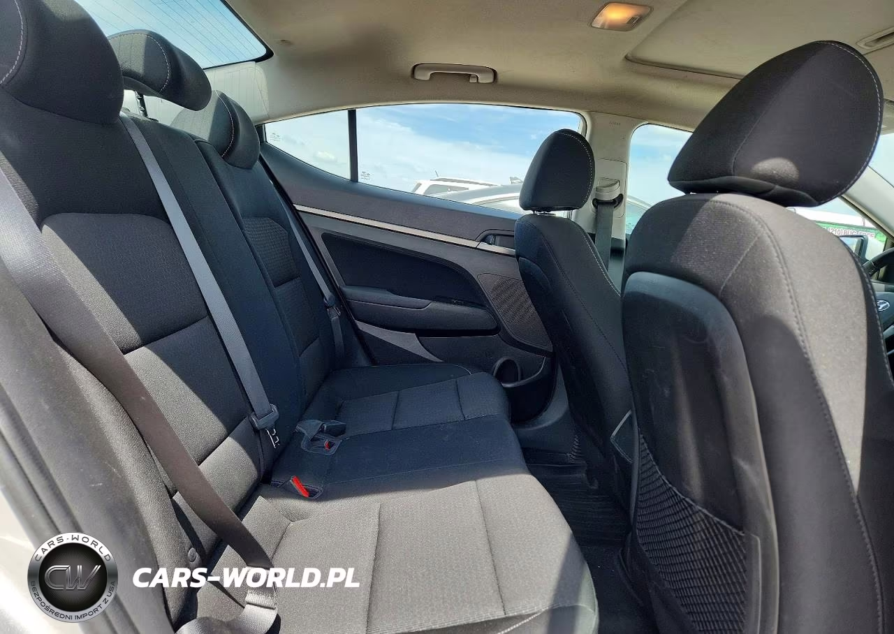 2017 Hyundai Elantra Value Edition VIN:5NPD84LF0HH156538 - 10