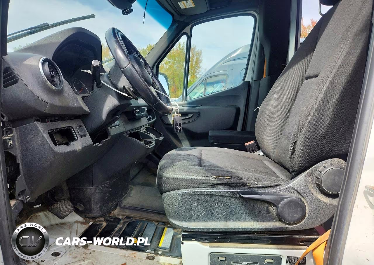 2019 Mercedes-Benz Sprinter 2500-3500 Delivery Van VIN:WD3PF1CD0KP051939 - 7