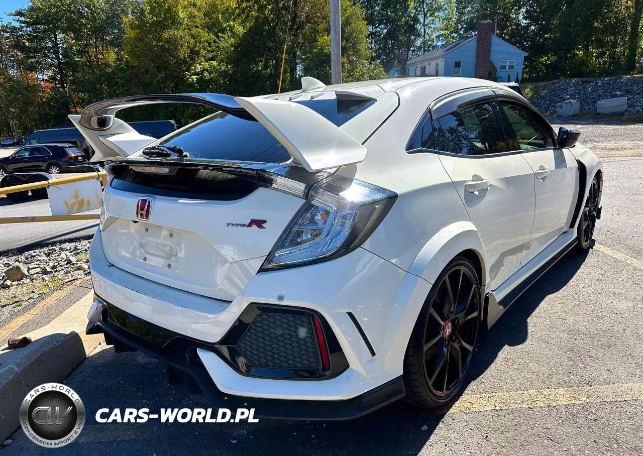 2018 Honda Civic Type-R Touring VIN:SHHFK8G78JU200275 - 3