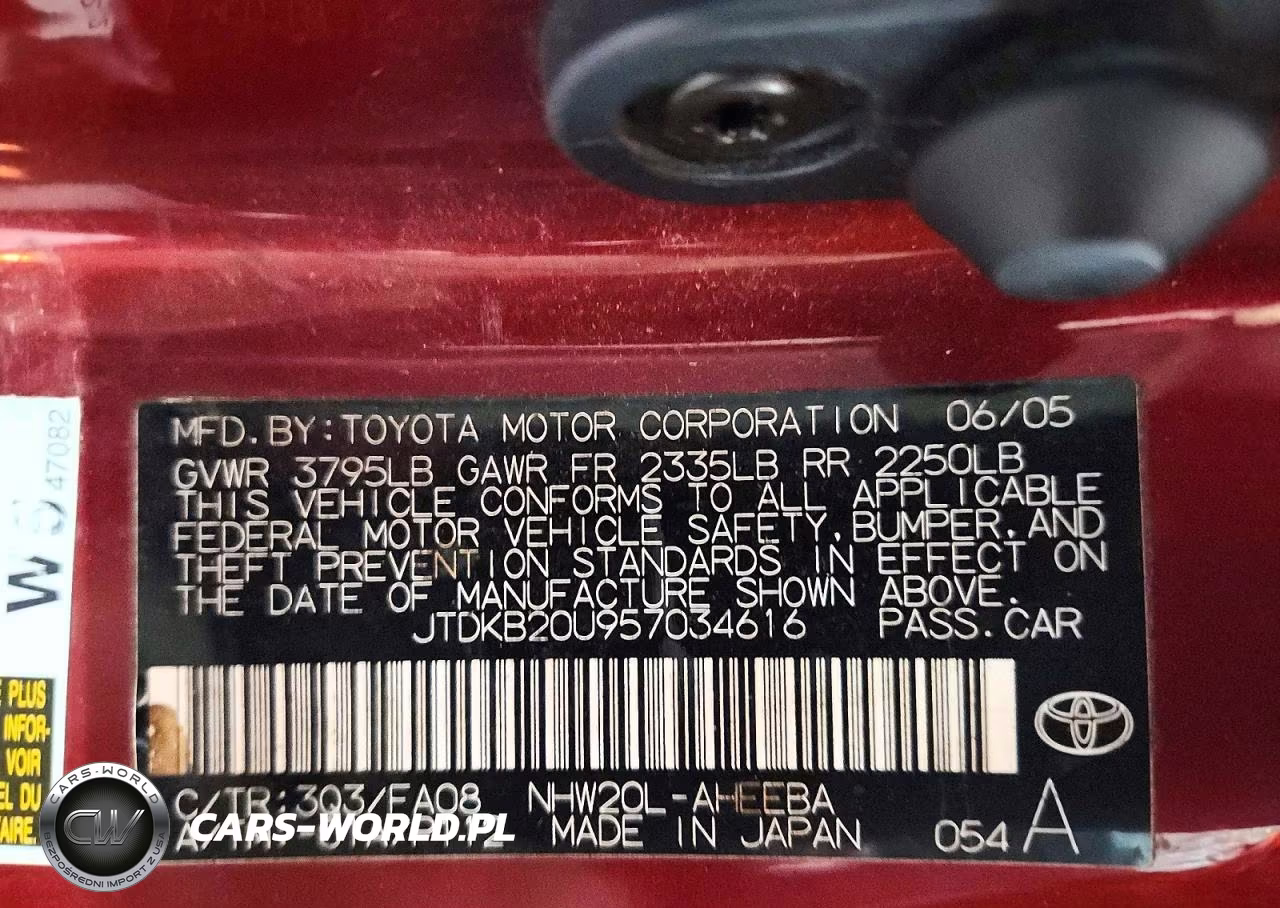 2005 Toyota Prius Base VIN:JTDKB20U957034616 - 13