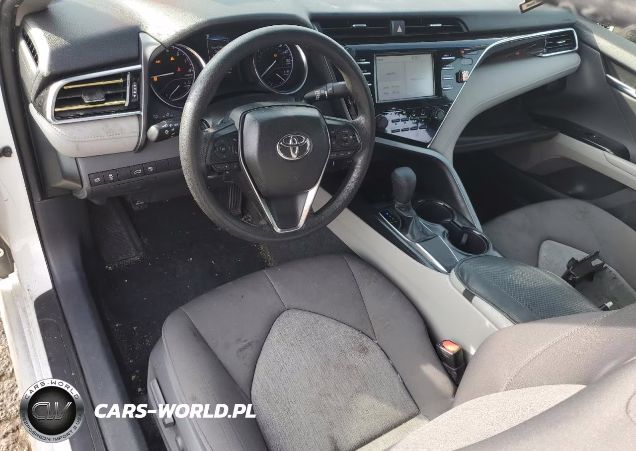 2018 Toyota Camry VIN:JTNB11HK7J3029847 - 8