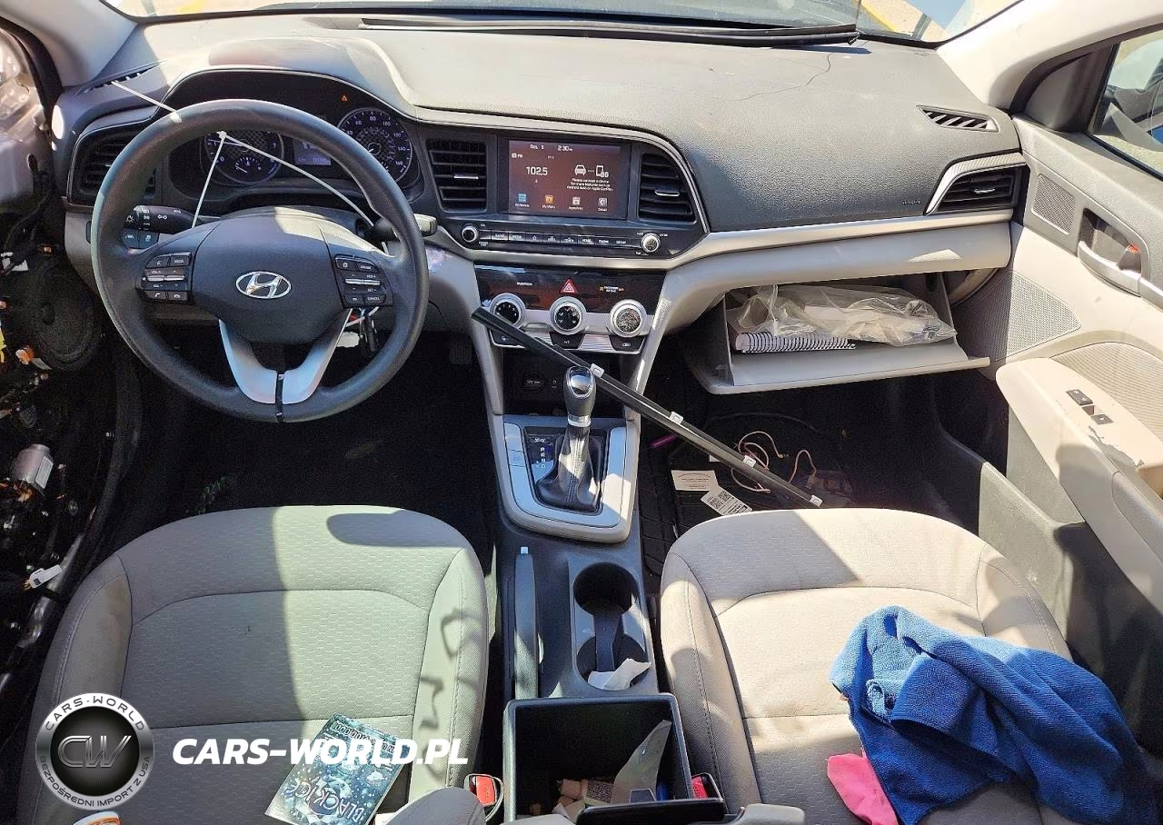 2019 Hyundai Elantra Sel VIN:5NPD84LF1KH408871 - 8