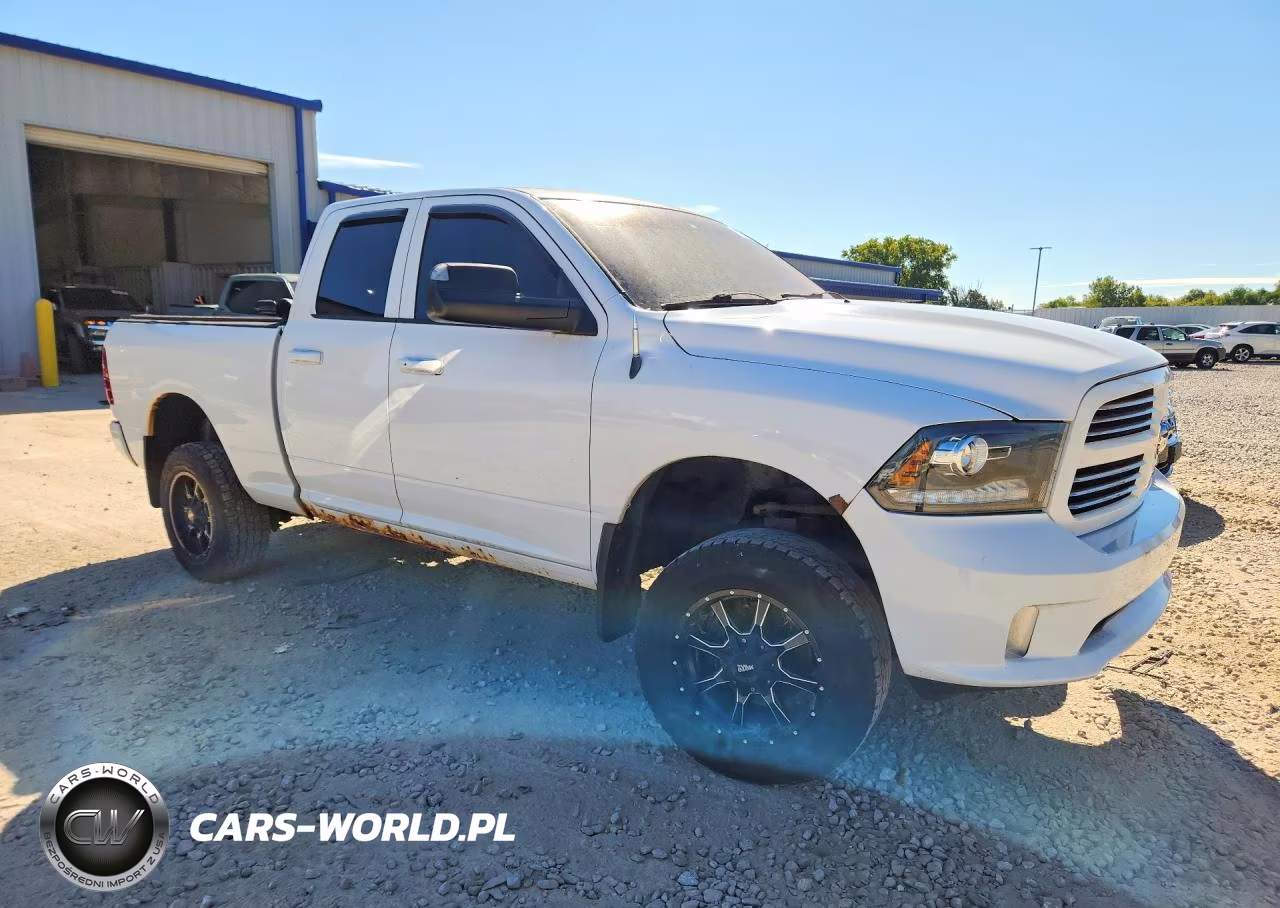 2014 Ram 1500 Sport VIN:1C6RR7HT4ES104675 - 4