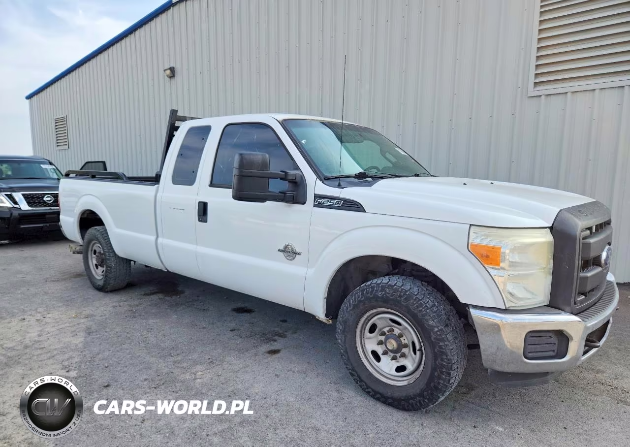 2014 Ford F250 Super Duty VIN:1FT7X2AT3EEB45560 - 4