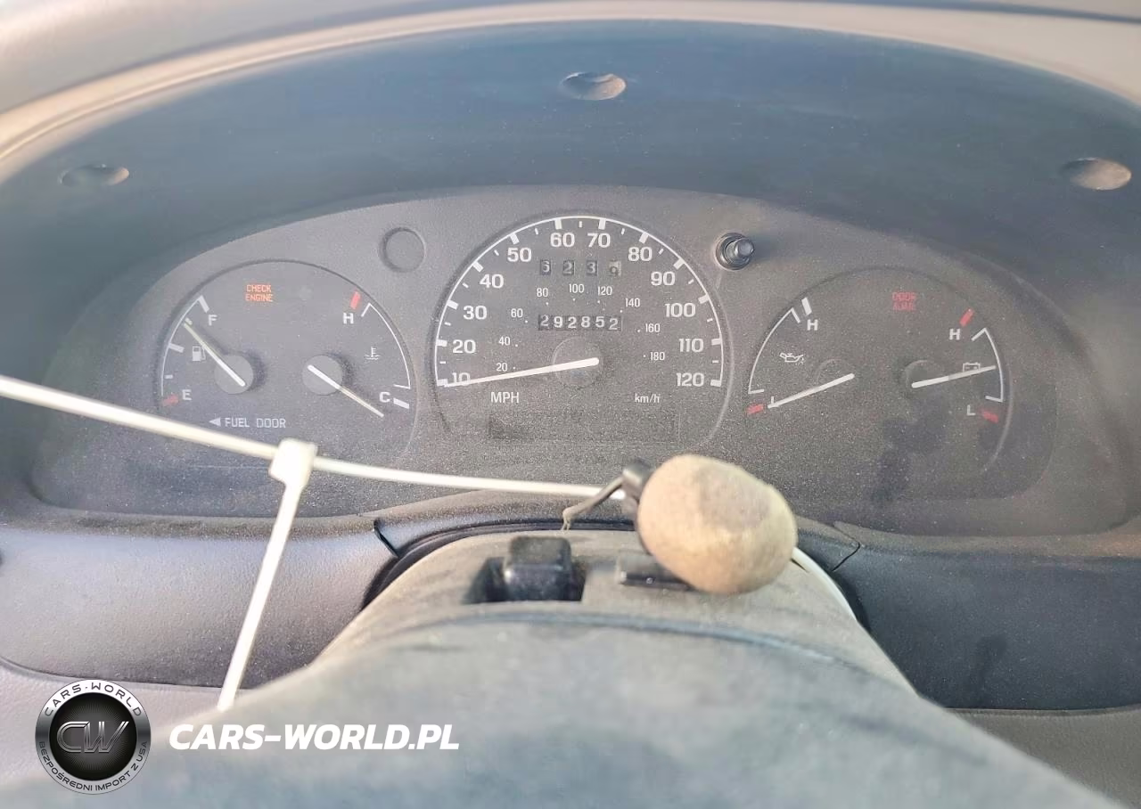 2000 Ford Ranger VIN:1FTYR10X4YPB50143 - 9