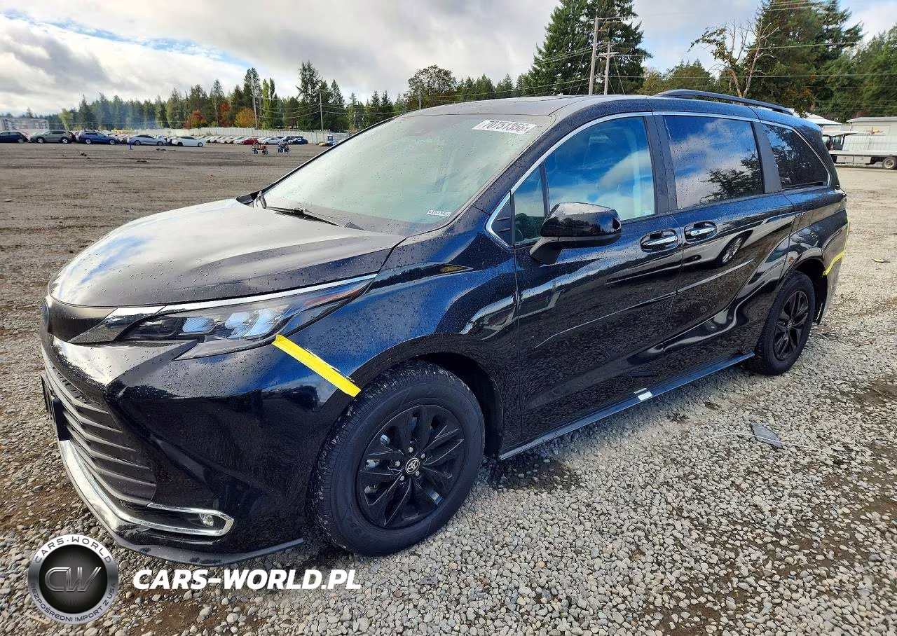 2024 Toyota Sienna Xle – zdjęcie 1 z 14