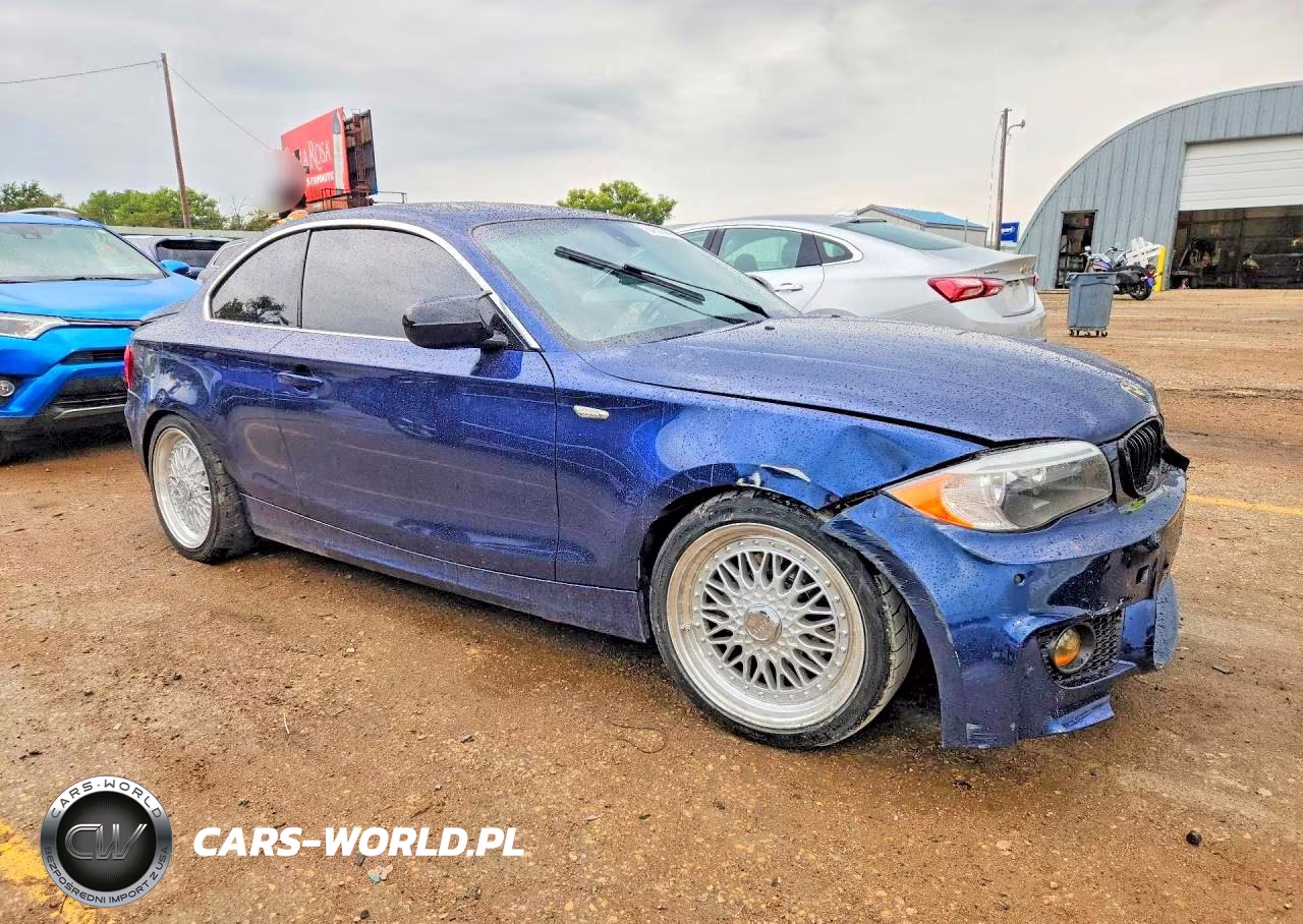 2013 BMW 1 Series VIN:WBAUP7C54DVP24616 - 4