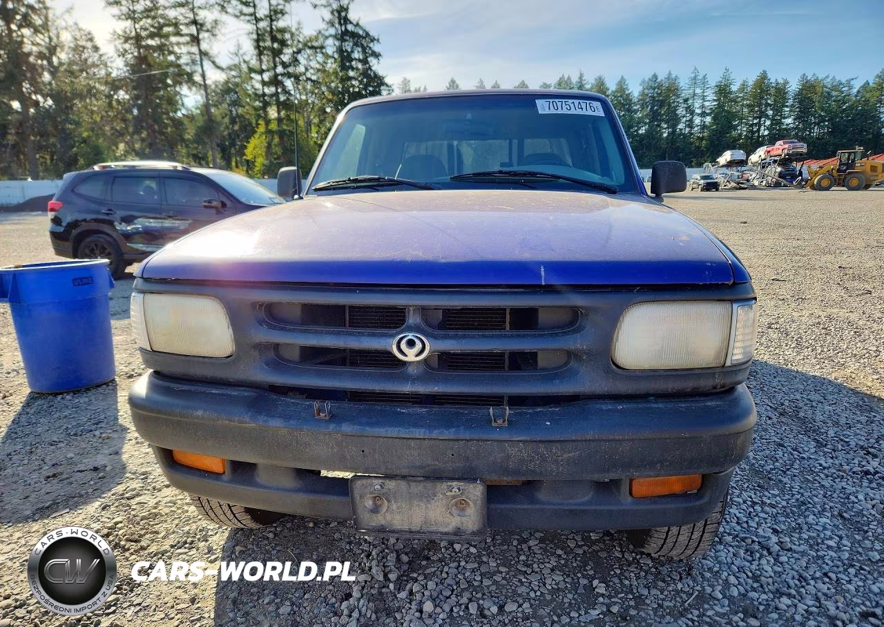1995 Mazda B3000 Cab Plus VIN:4F4CR17U7STM21210 - 5