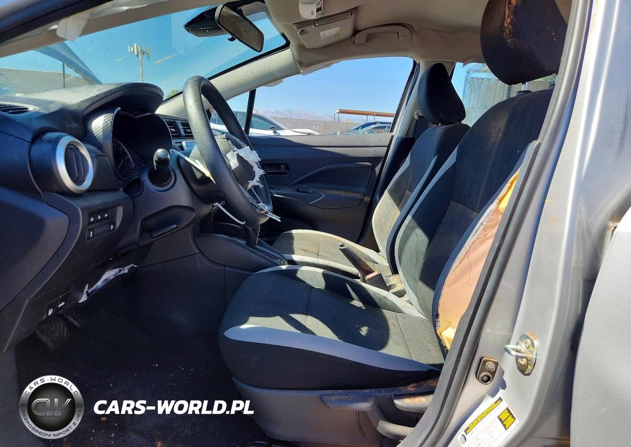 2025 Nissan Versa S VIN:3N1CN8DV0SL881472 - 7