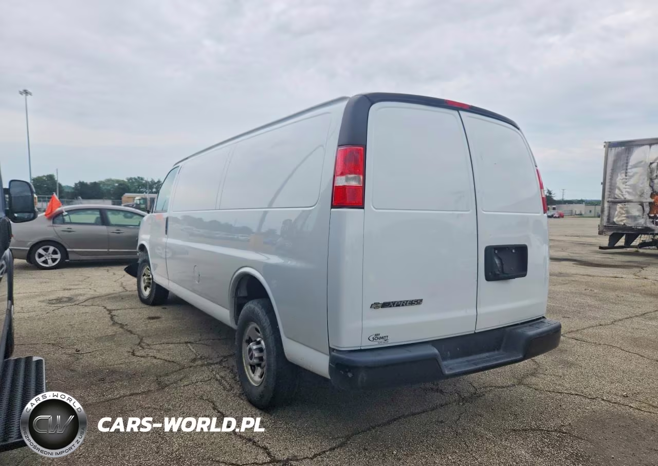 2023 Chevrolet Express G2500 VIN:1GCWGBFP1P1175173 - 2